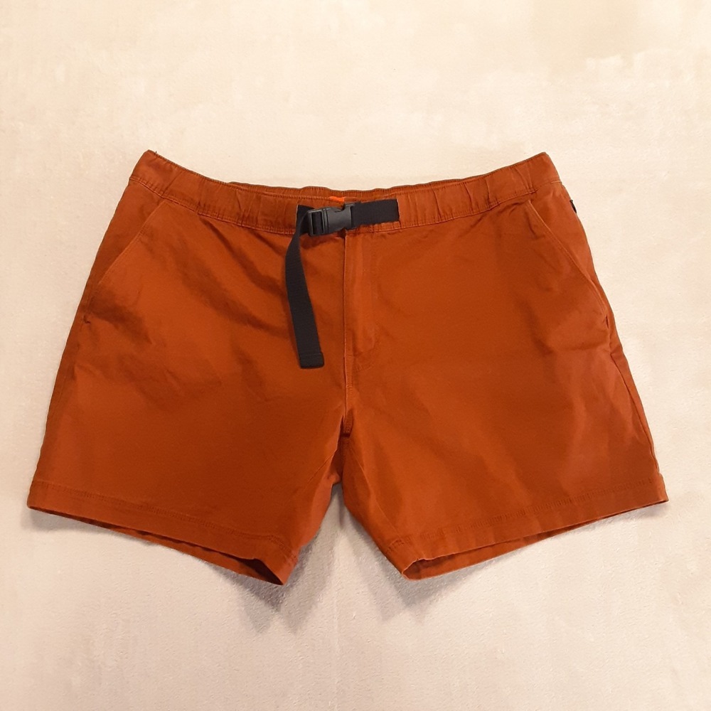 St. John's Bay Mens Stretch Belted Outdoor Shorts 2XL Burnt Orange 6" Inseam